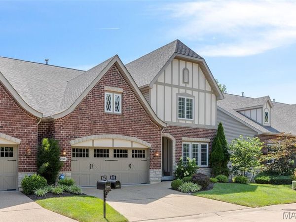 16334 Baxter Road , Chesterfield, MO 63005