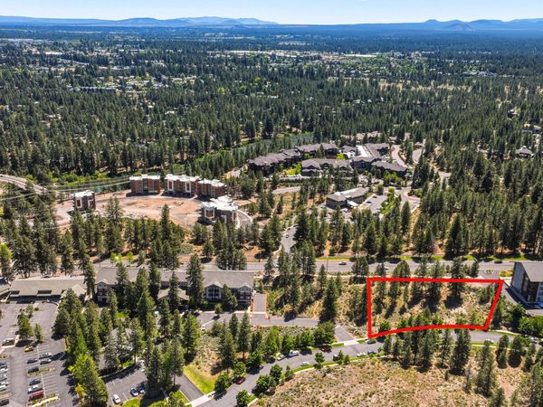 1030 SW Yates Drive, Bend, OR 97702
