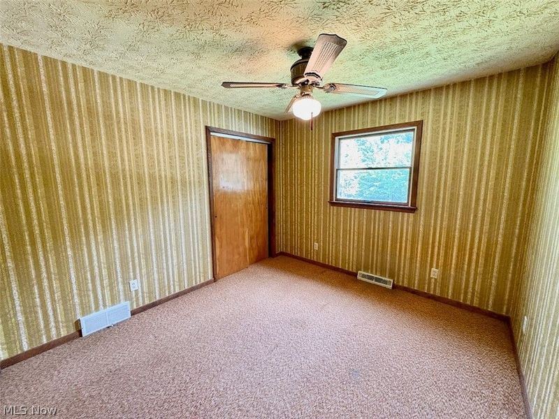 16481 Hart Road, Montville, OH 44064 Photo 14