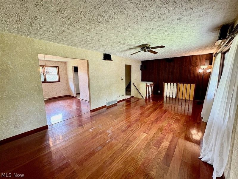 16481 Hart Road, Montville, OH 44064 Photo 6