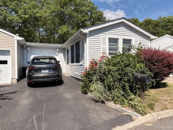 205 Village Circle W, Manorville, NY 11949