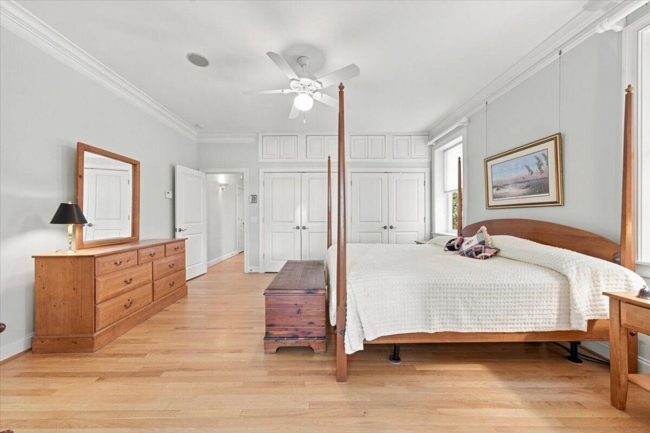 8618 Pope Landing Road Photo 25