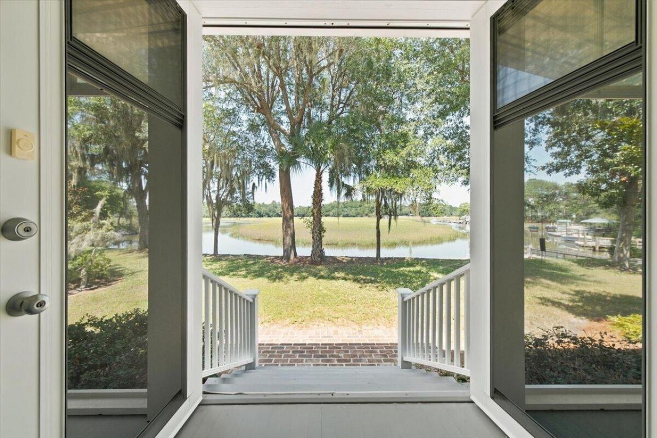 8618 Pope Landing Road Photo 35