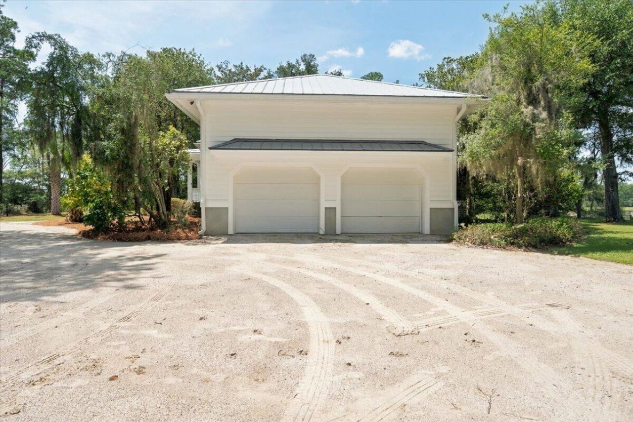 8618 Pope Landing Road Photo 40