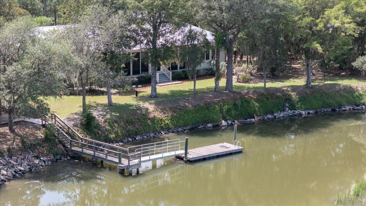 8618 Pope Landing Road Photo 44