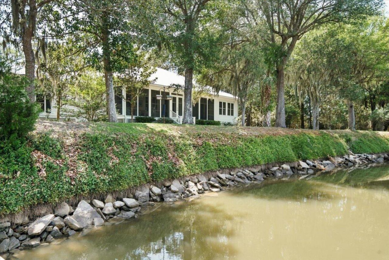 8618 Pope Landing Road Photo 45