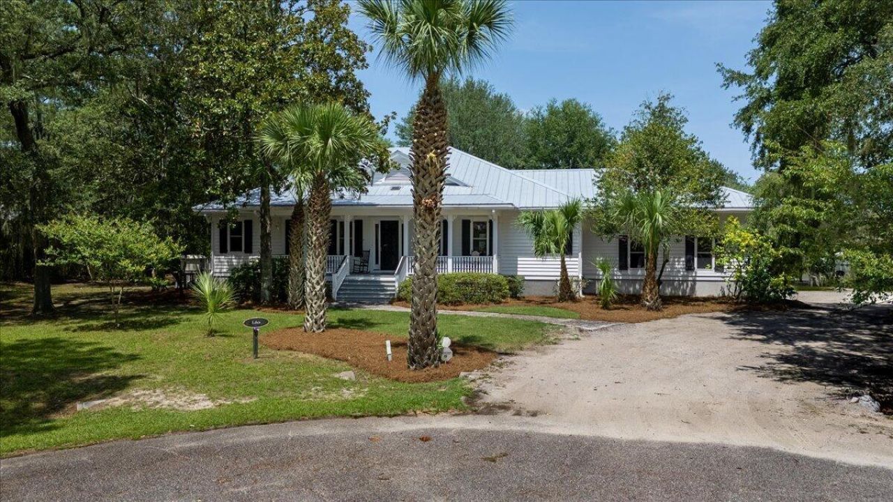 8618 Pope Landing Road Photo 5