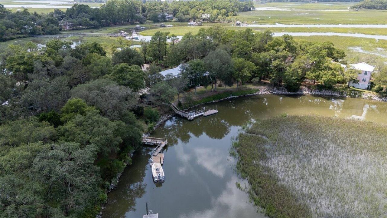 8618 Pope Landing Road Photo 52