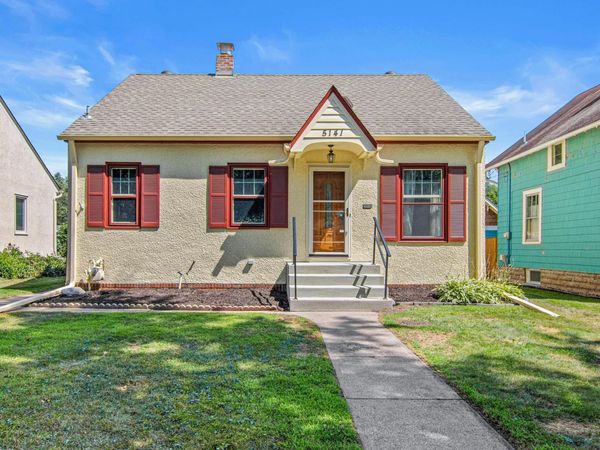 5141 37th Avenue S, Minneapolis, MN 55417