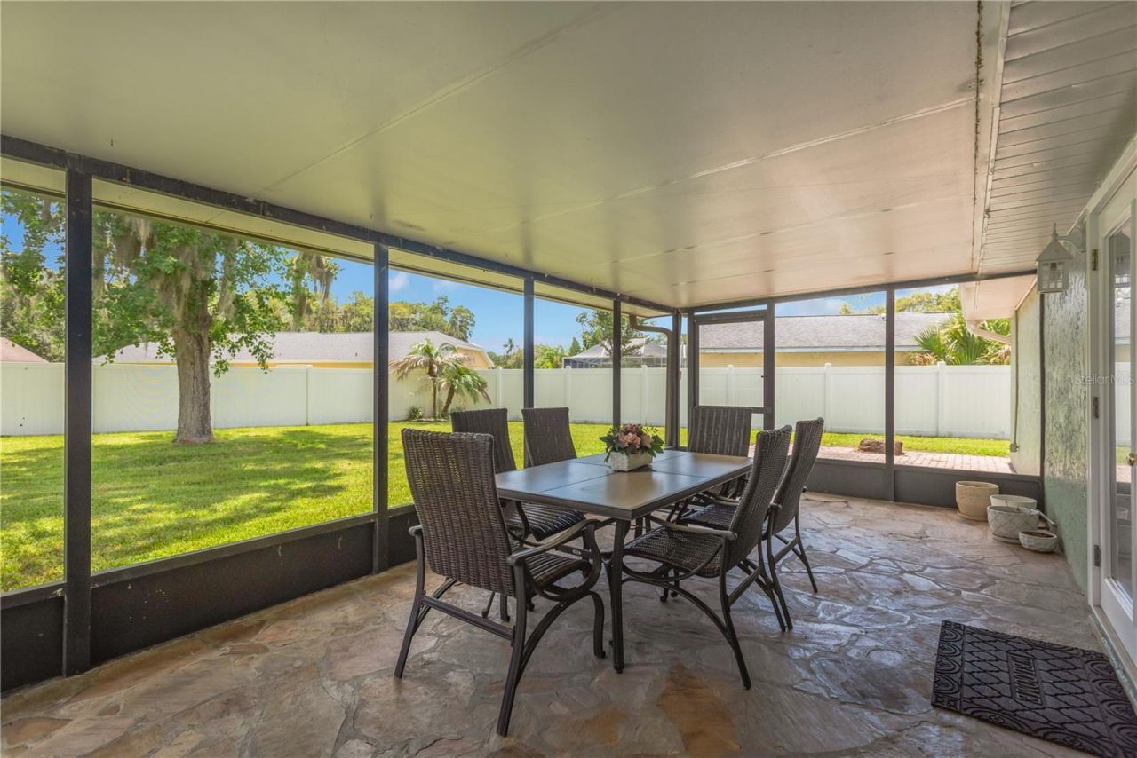 819 Jacaranda Drive, Oldsmar, FL 34677 Photo