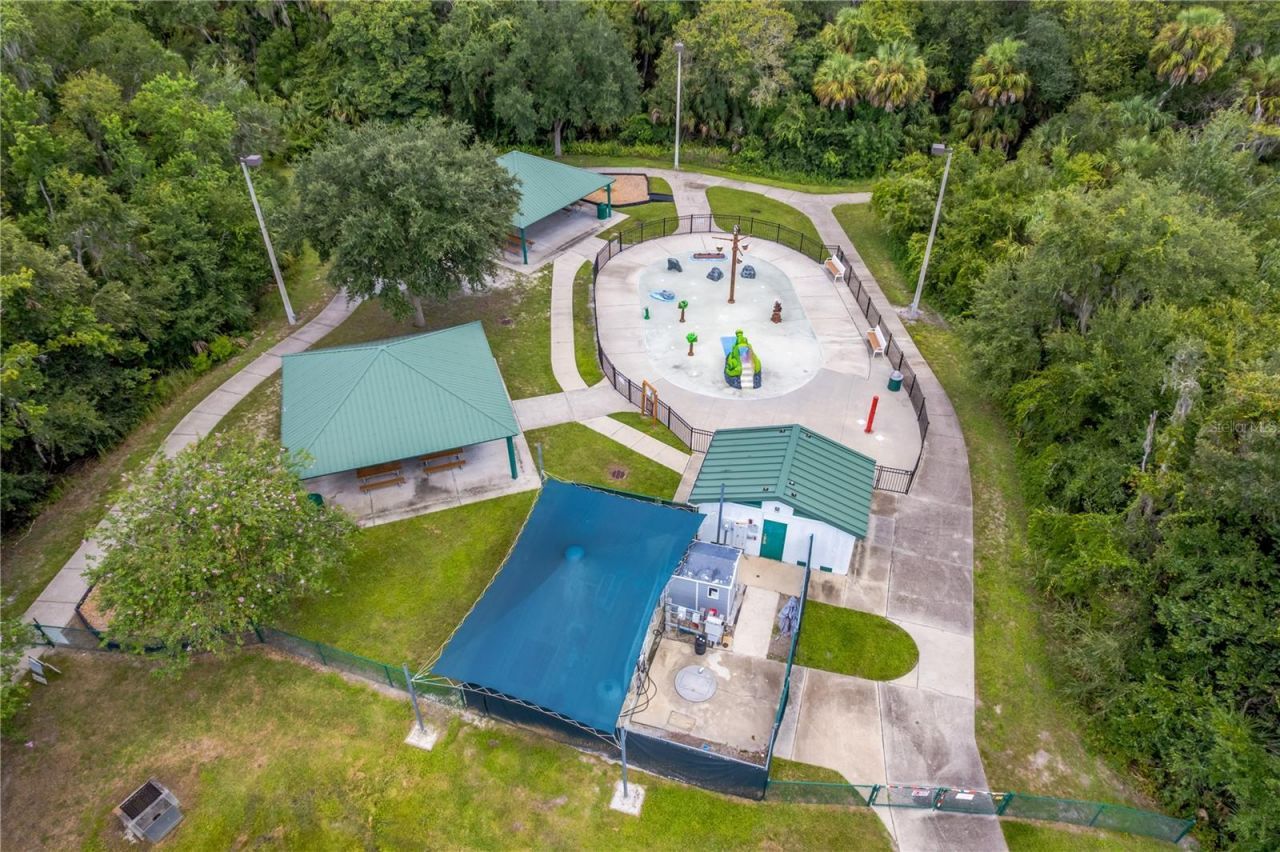 819 Jacaranda Drive, Oldsmar, FL 34677 Photo