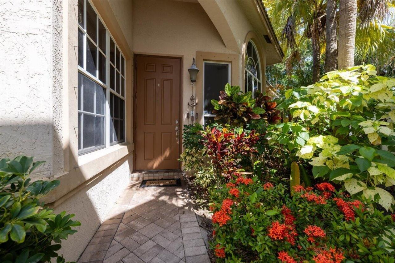 4841 N Classical Boulevard, Delray Beach, FL 33445 Photo