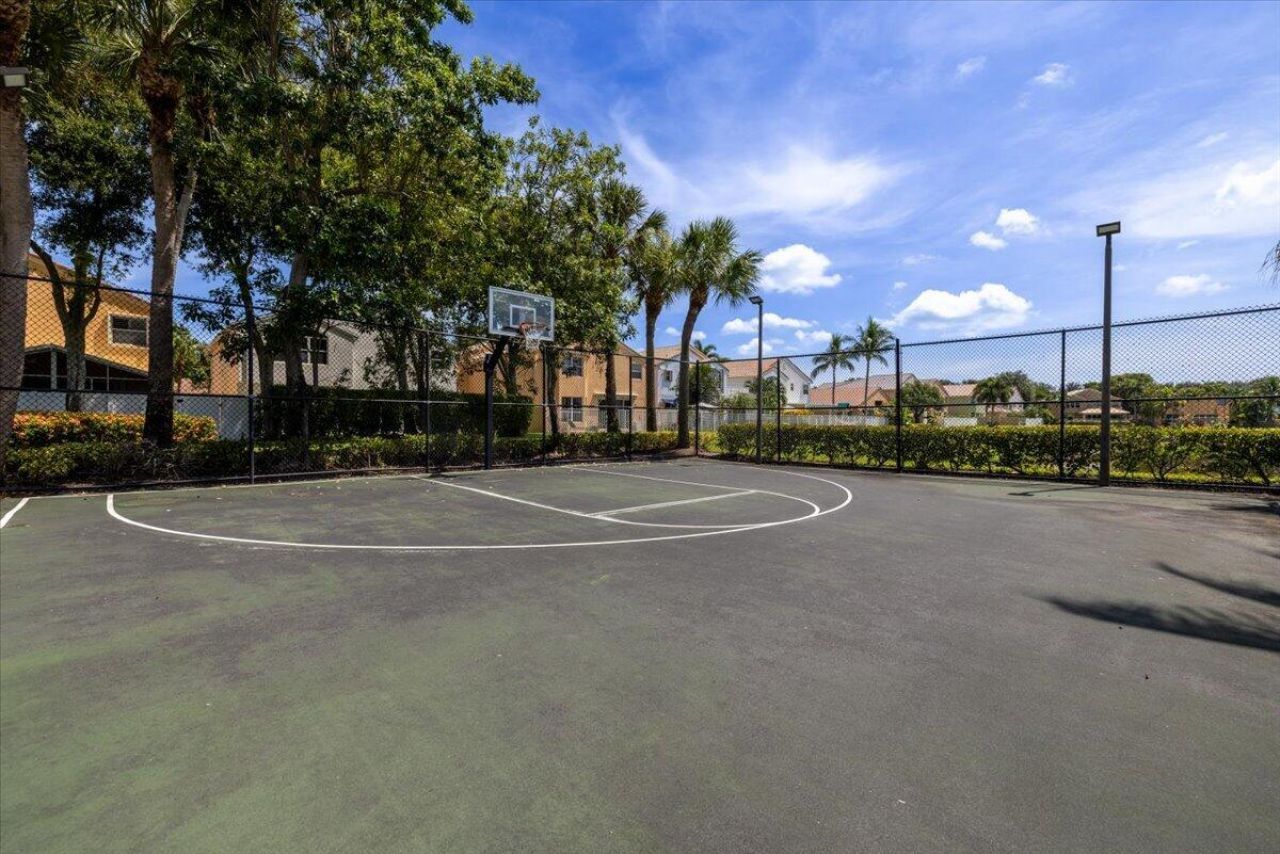 4841 N Classical Boulevard, Delray Beach, FL 33445 Photo