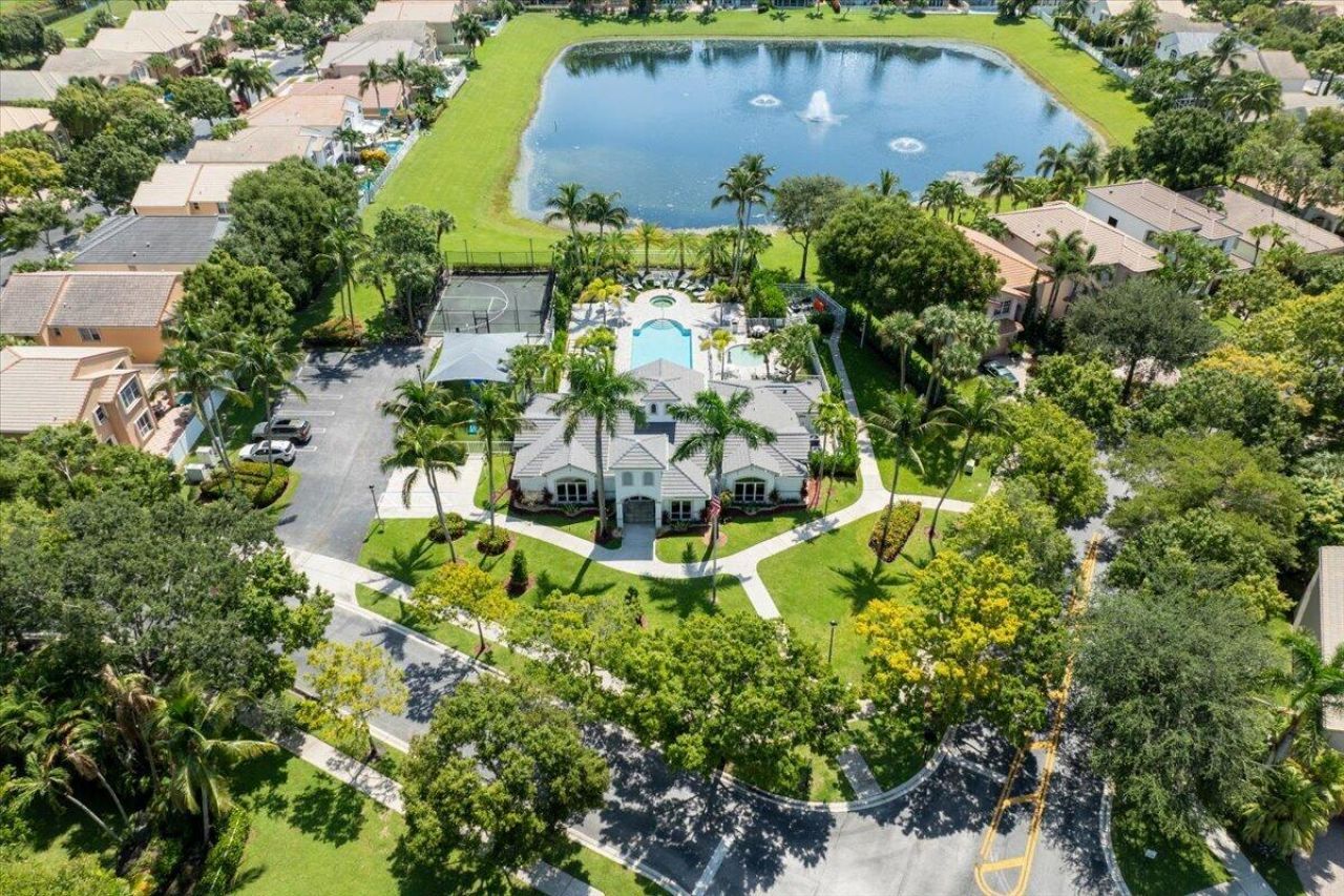 4841 N Classical Boulevard, Delray Beach, FL 33445 Photo