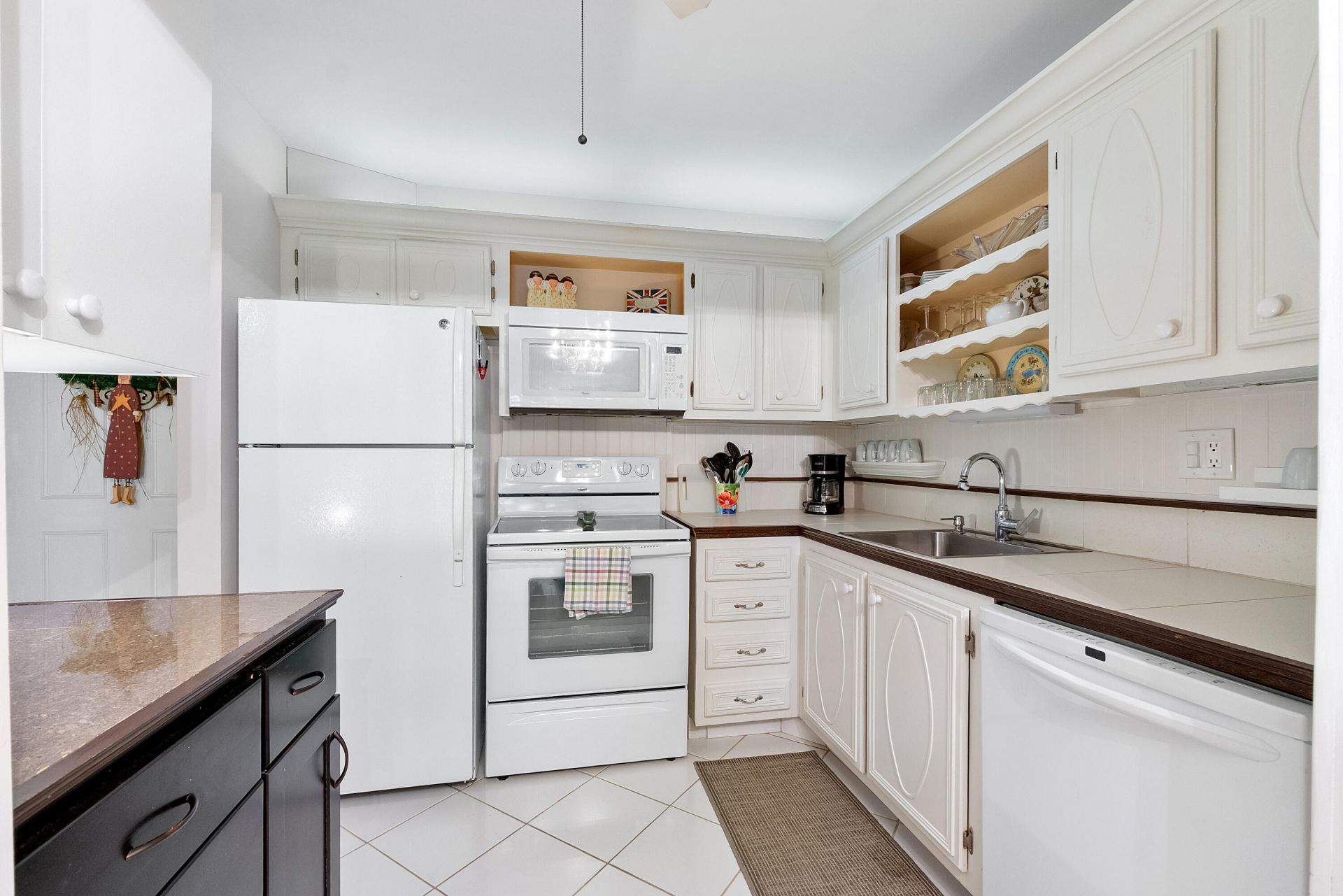 5661 SW 2nd Court, Unit 201, Margate, FL 33068 Photo