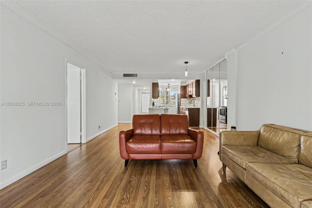 2998 NW 48th Ter , Unit 432, Lauderdale Lakes, FL 33313 Photo