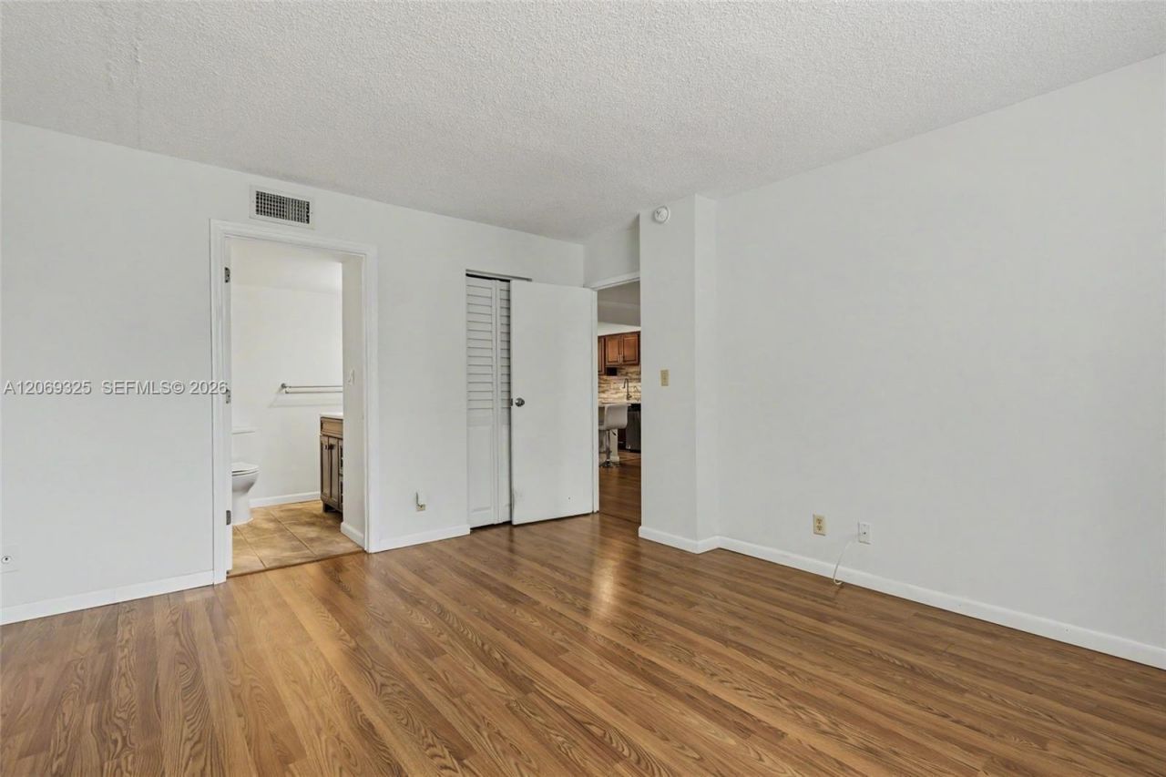 2998 NW 48th Ter , Unit 432, Lauderdale Lakes, FL 33313 Photo