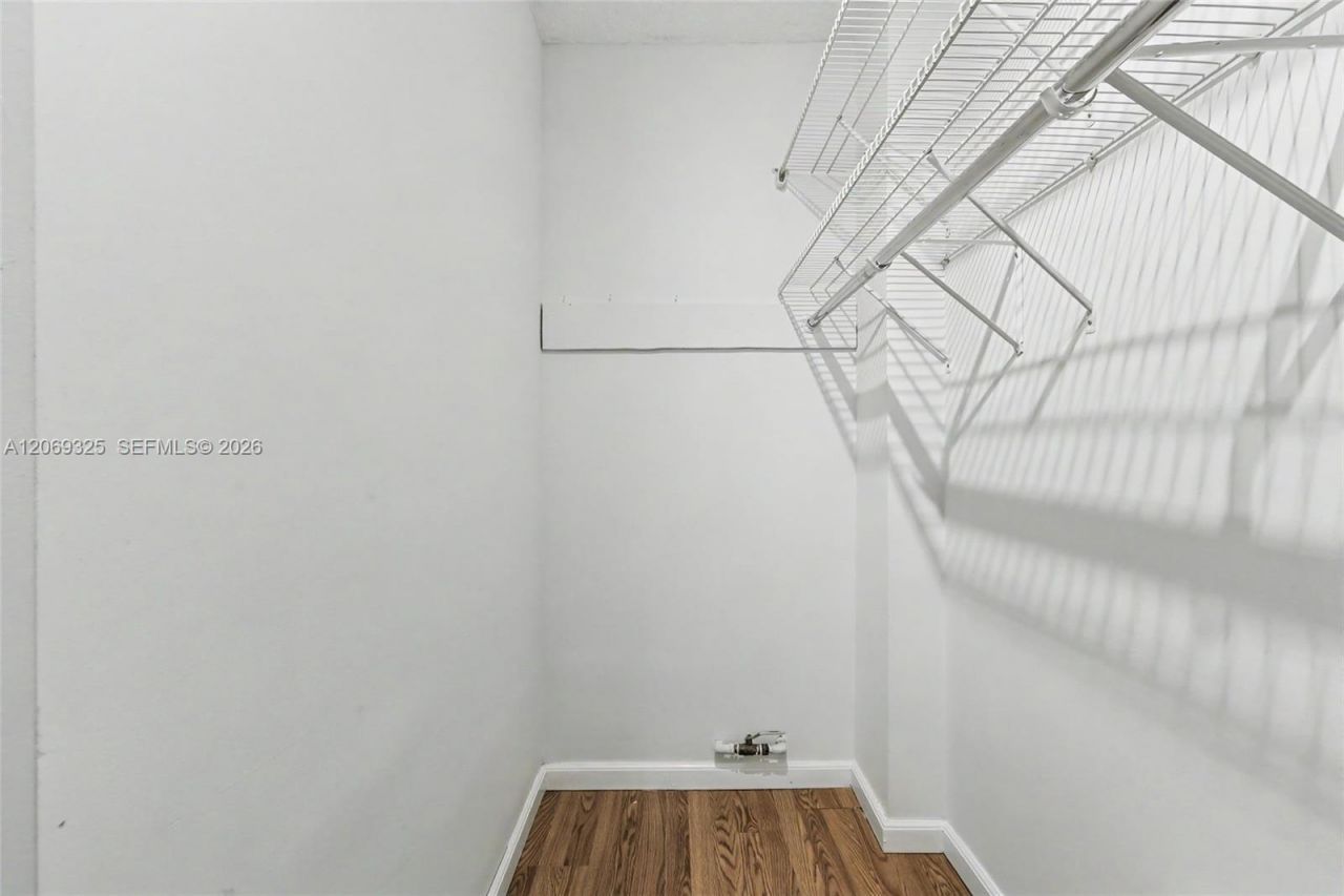 2998 NW 48th Ter , Unit 432, Lauderdale Lakes, FL 33313 Photo