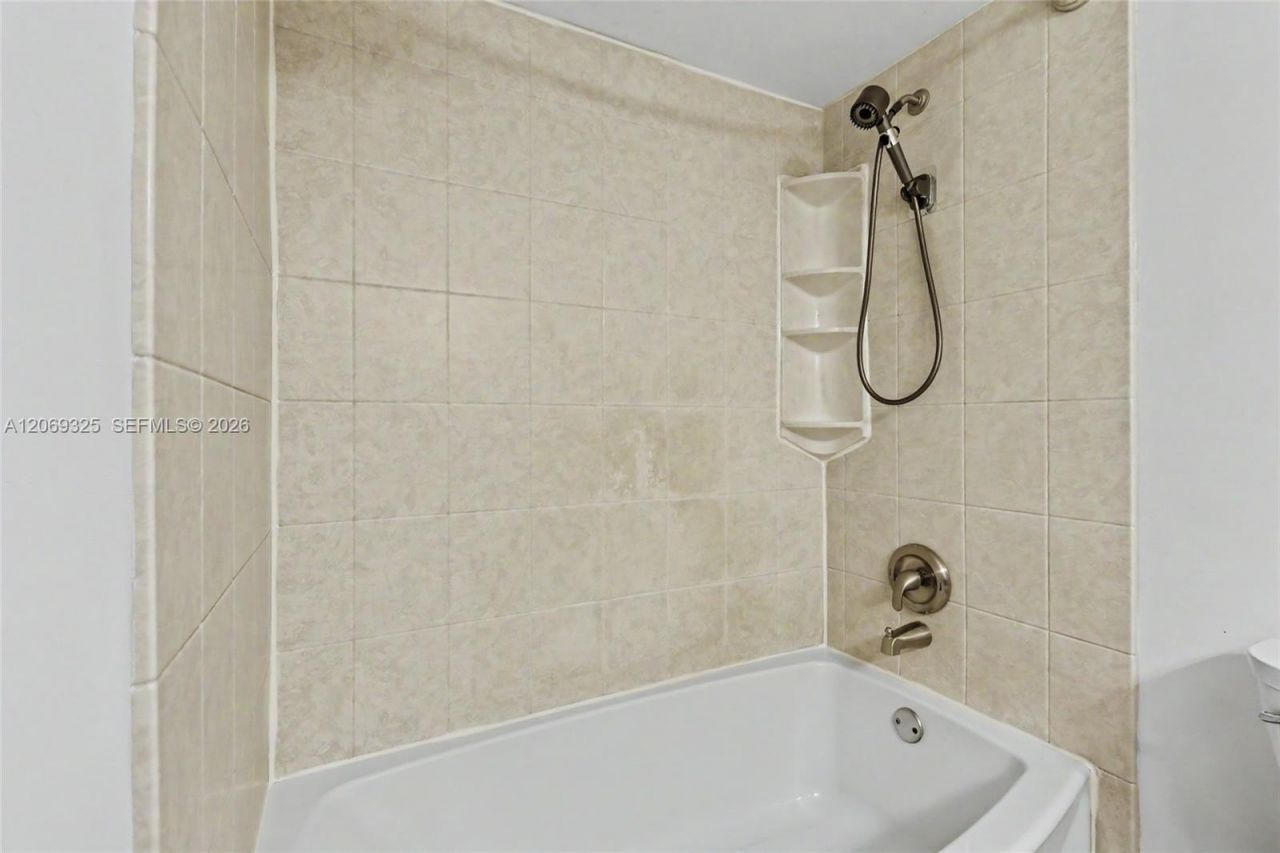 2998 NW 48th Ter , Unit 432, Lauderdale Lakes, FL 33313 Photo