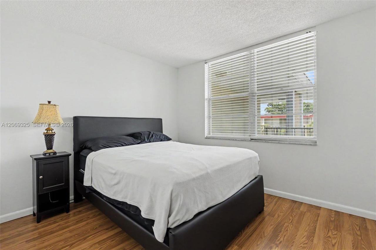 2998 NW 48th Ter , Unit 432, Lauderdale Lakes, FL 33313 Photo