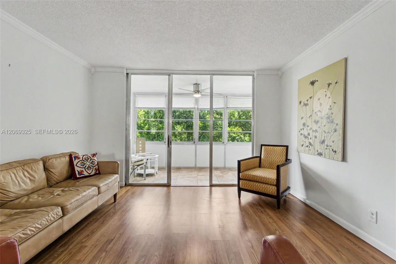 2998 NW 48th Ter , Unit 432, Lauderdale Lakes, FL 33313 Photo