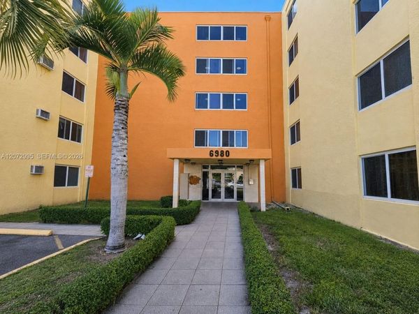 6980 NW 186th St , Unit 3-117, Hialeah, FL 33015