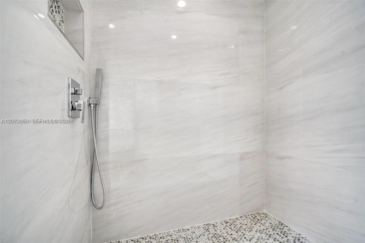 9301 SW 4th St , Unit 229F, Miami, FL 33174 Photo