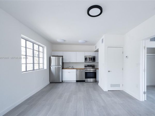423 NE 71st St , Unit 4, Miami, FL 33138