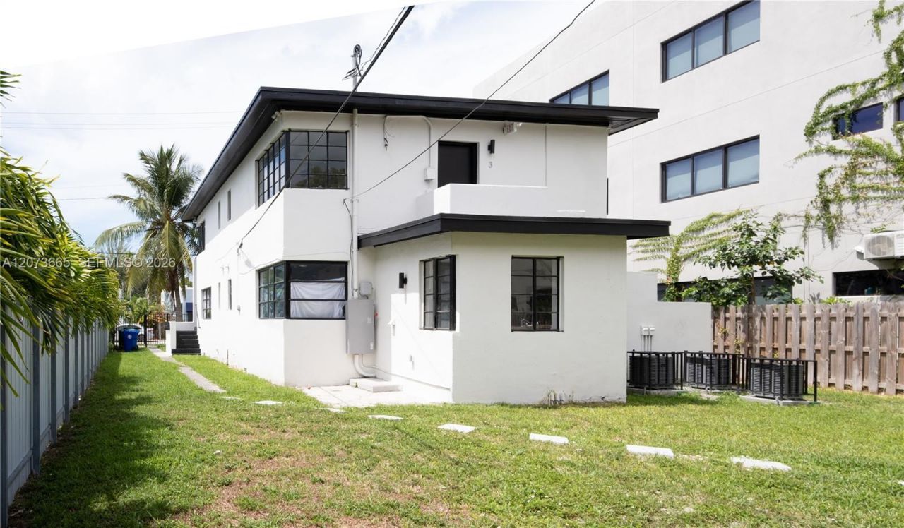 423 NE 71st St , Unit 4, Miami, FL 33138 Photo