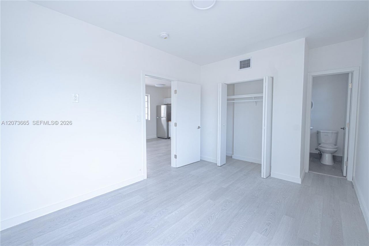 423 NE 71st St , Unit 4, Miami, FL 33138 Photo