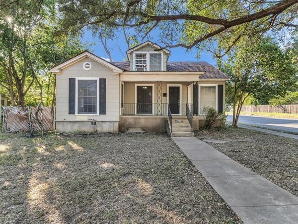 2701 Fort Avenue, Waco, TX 76707