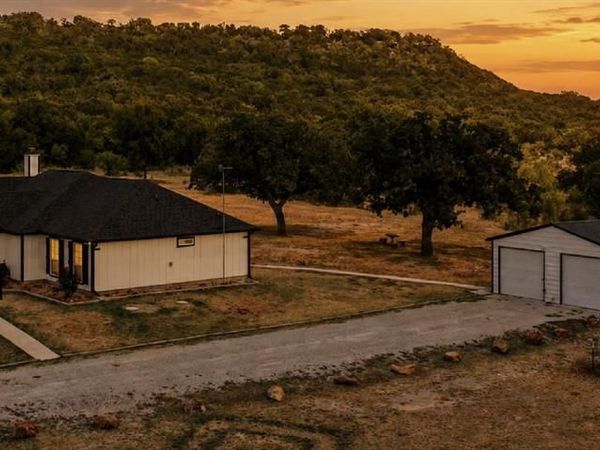 1006 High Point Drive, Mineral Wells, TX 76067
