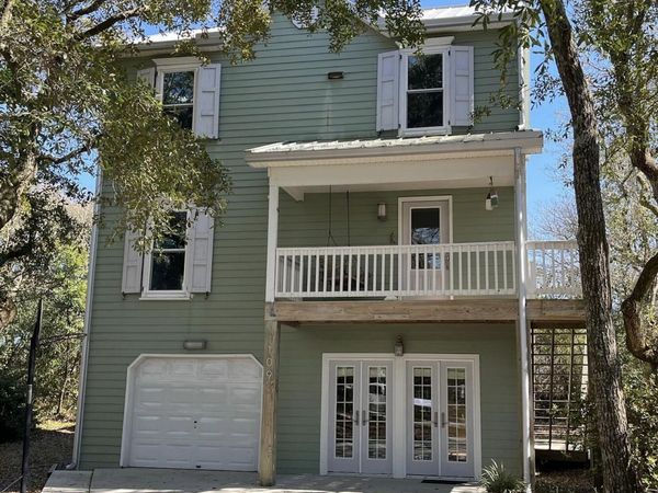 109 Sea Urchin Court, Surf City, NC 28445