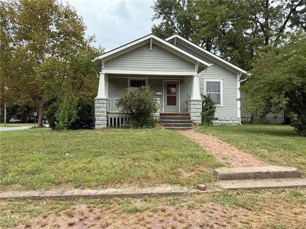 124 W Quincy Street, Pittsburg, KS 66762