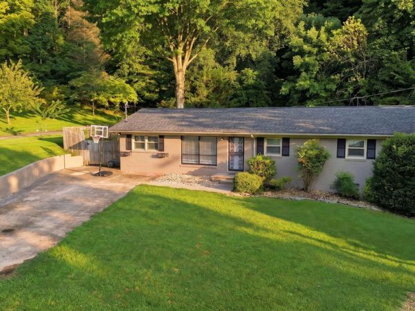 3825 Hemlock Park Lane, Kingsport, TN 37663