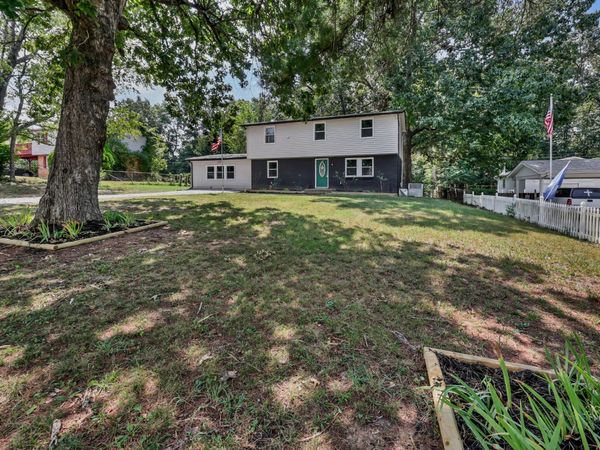 448 Appleton Dr, Clarksville, TN 37042