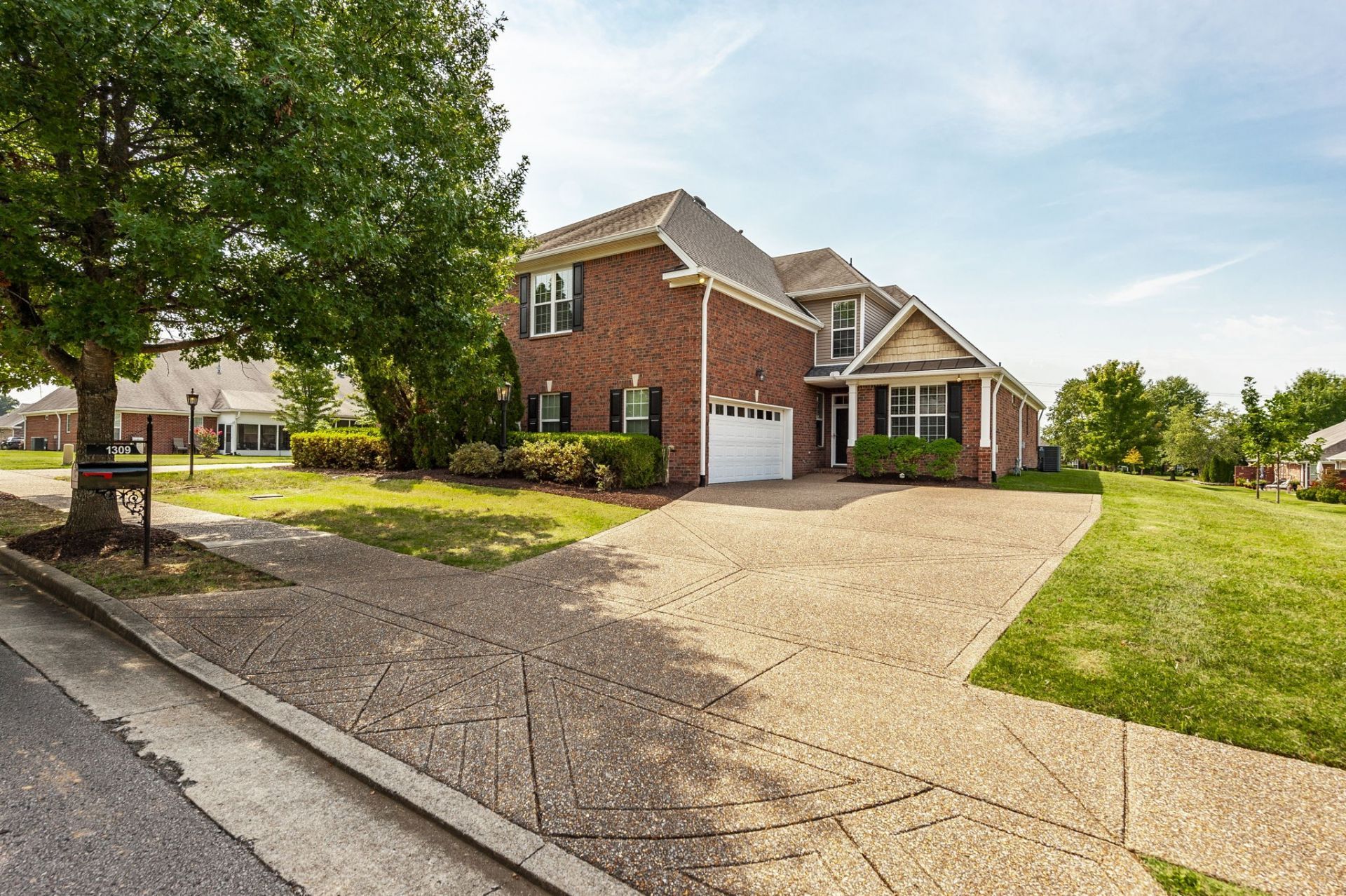 1309 Waxwing Dr, Hermitage, TN 37076 Main Photo