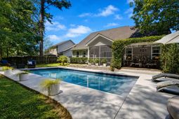 3064 Nantuckett Avenue photo 4