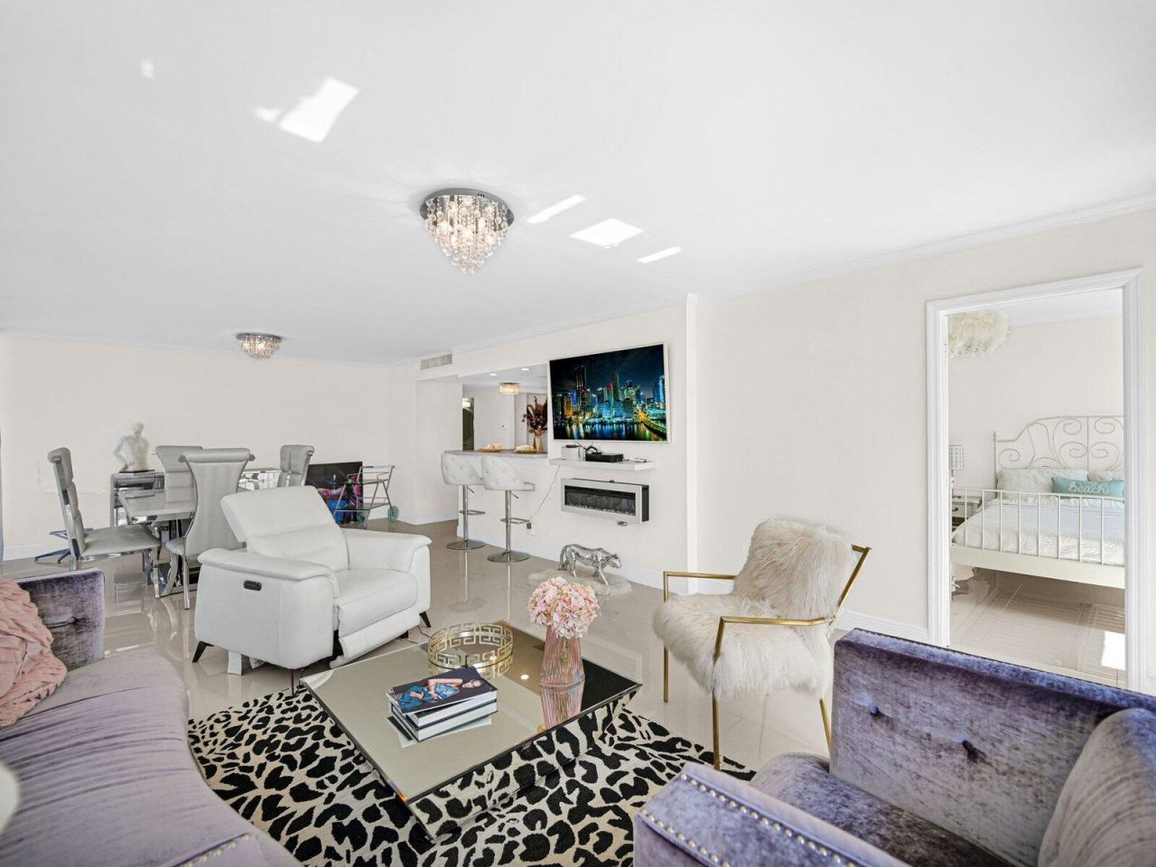 2049 S Ocean Drive, Unit 209, Hallandale Beach, FL 33009 Photo