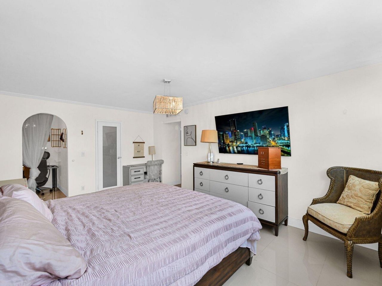 2049 S Ocean Drive, Unit 209, Hallandale Beach, FL 33009 Photo