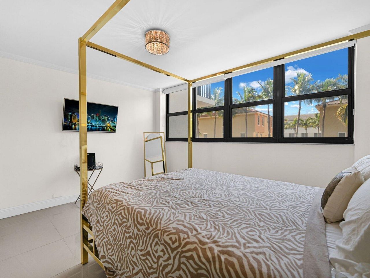 2049 S Ocean Drive, Unit 209, Hallandale Beach, FL 33009 Photo