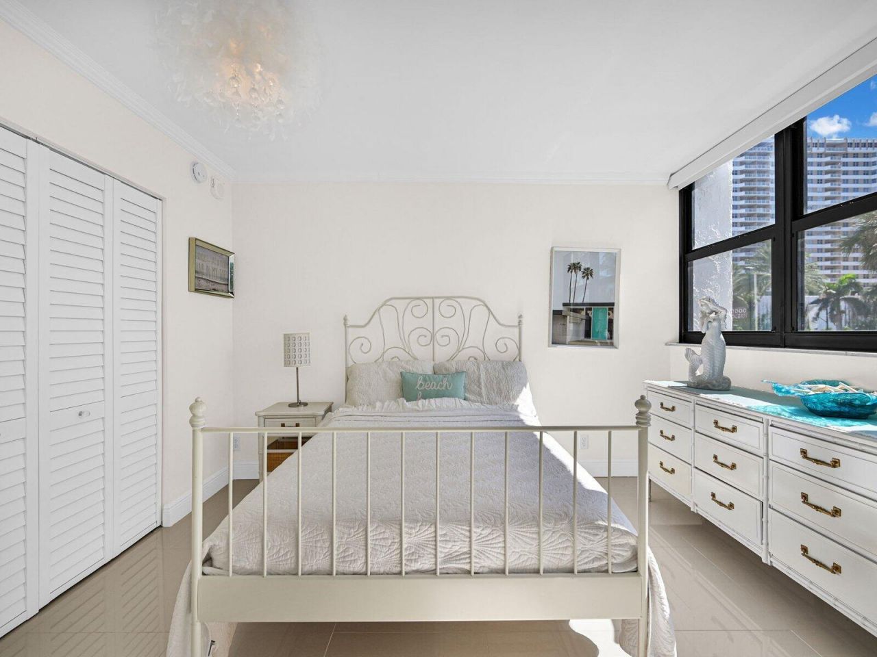 2049 S Ocean Drive, Unit 209, Hallandale Beach, FL 33009 Photo