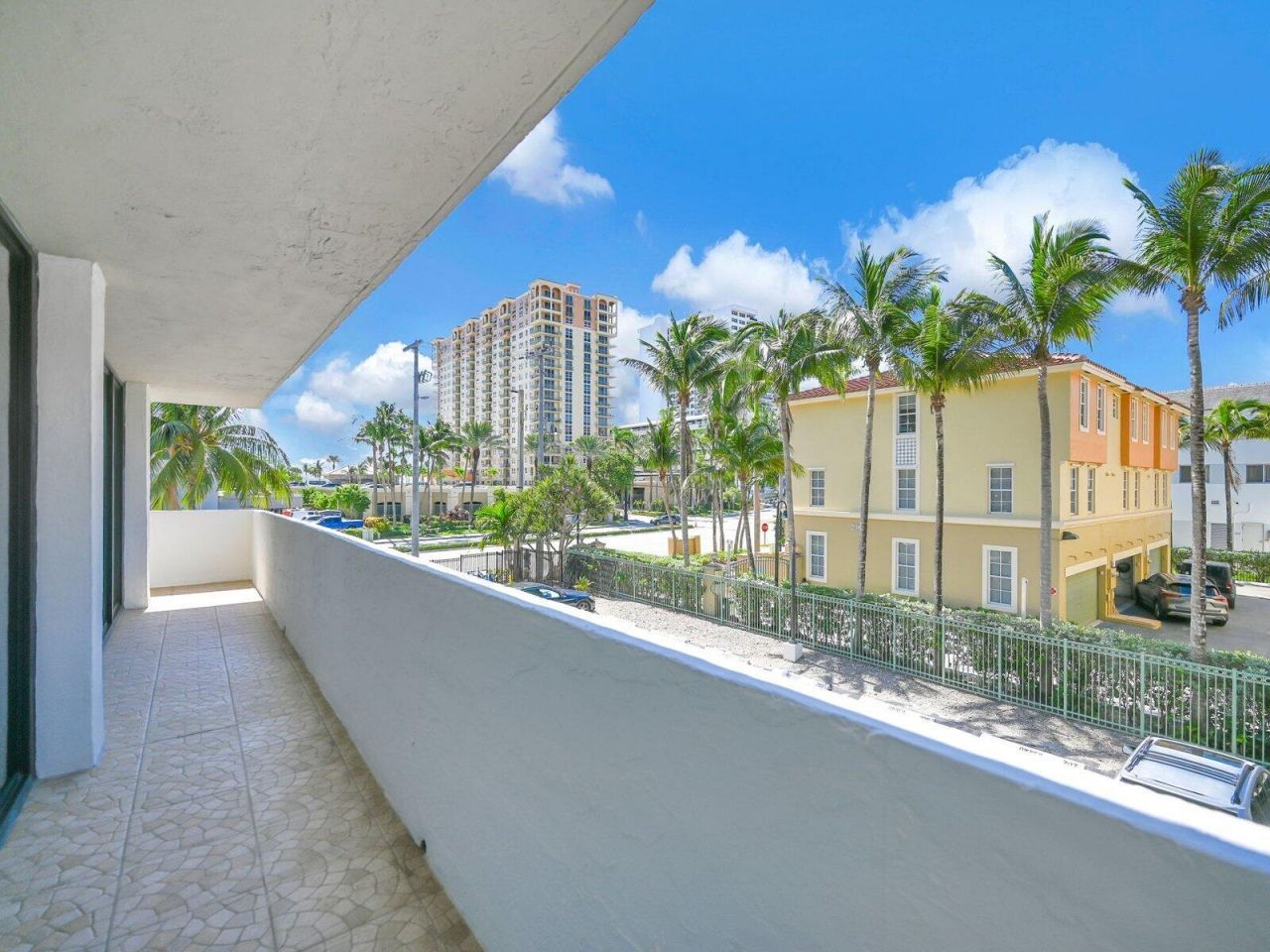 2049 S Ocean Drive, Unit 209, Hallandale Beach, FL 33009 Photo