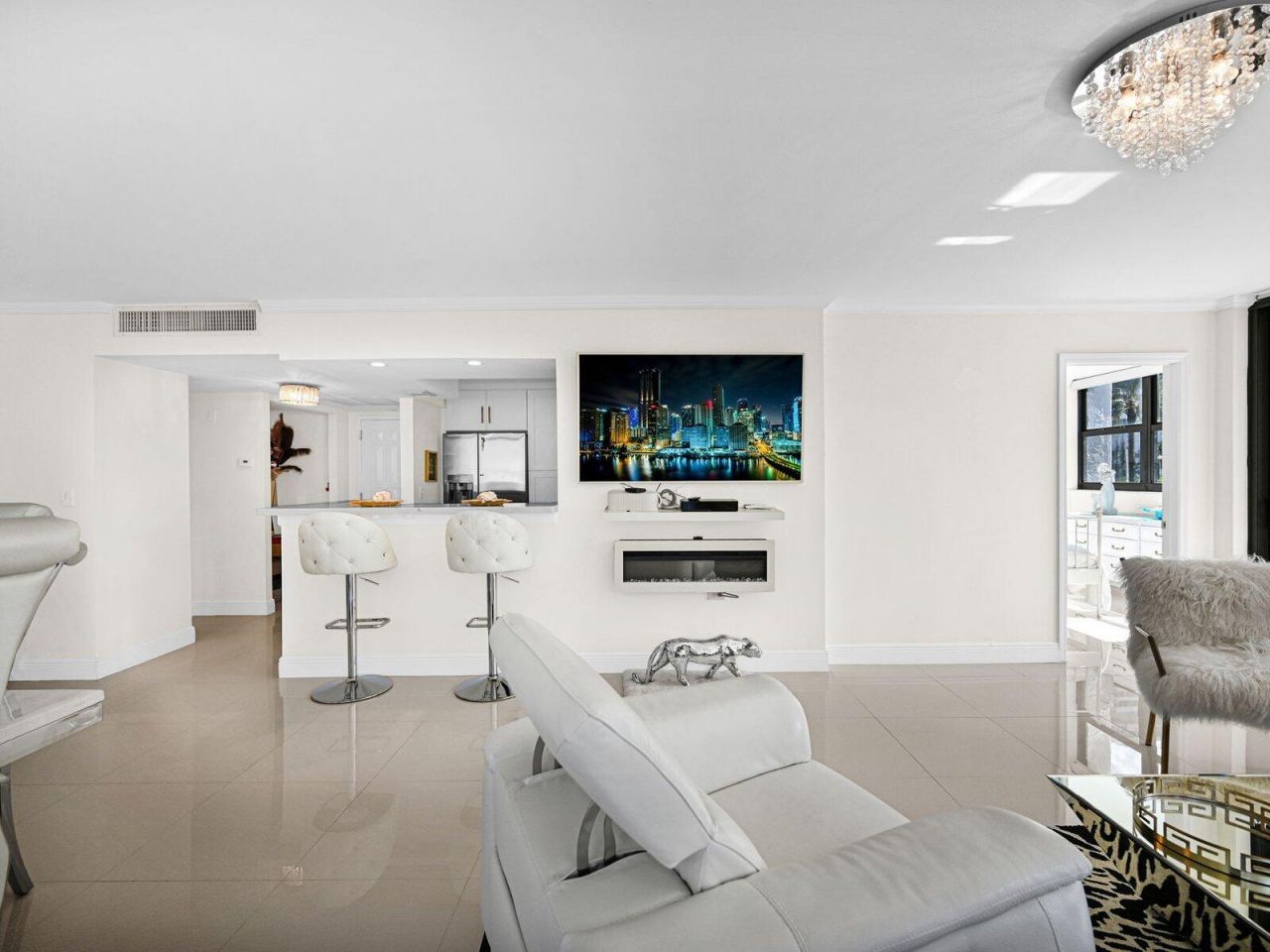 2049 S Ocean Drive, Unit 209, Hallandale Beach, FL 33009 Photo