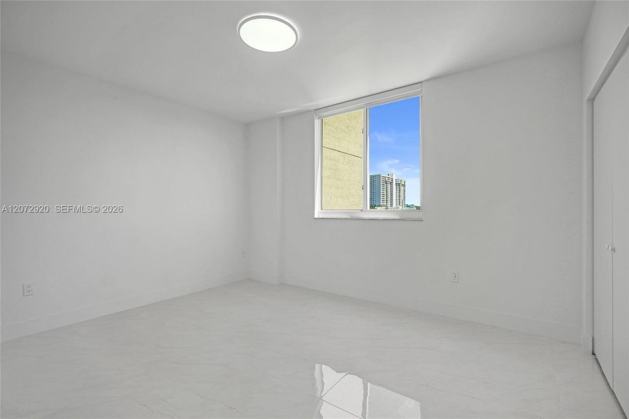 2775 NE 187th St , Unit 514, Aventura, FL 33180 Photo