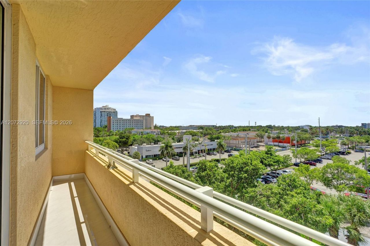 2775 NE 187th St , Unit 514, Aventura, FL 33180 Photo