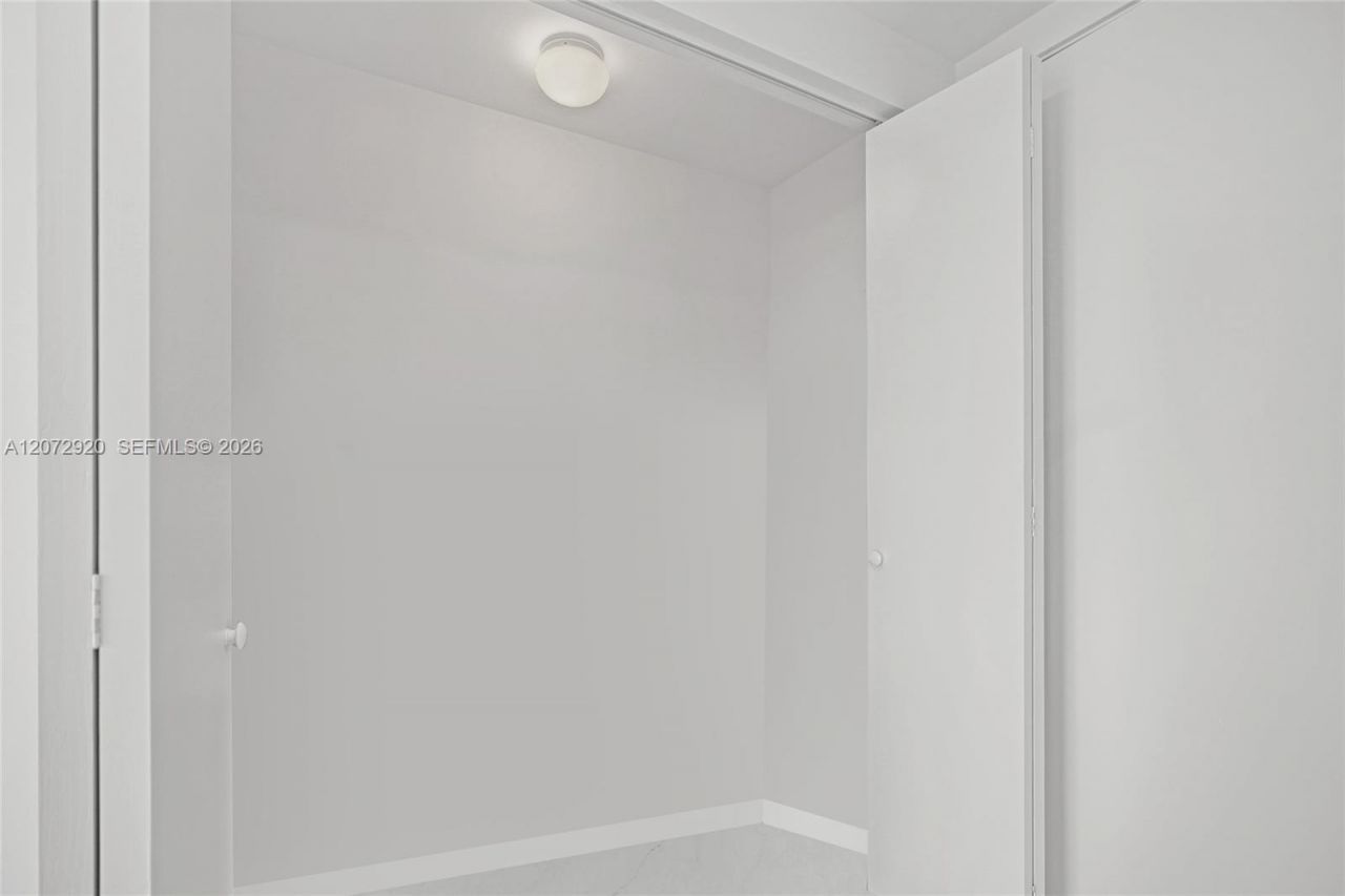 2775 NE 187th St , Unit 514, Aventura, FL 33180 Photo