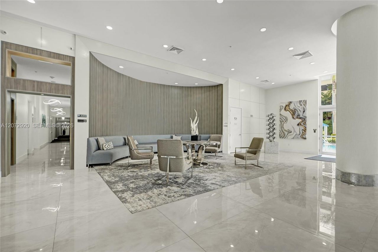2775 NE 187th St , Unit 514, Aventura, FL 33180 Photo