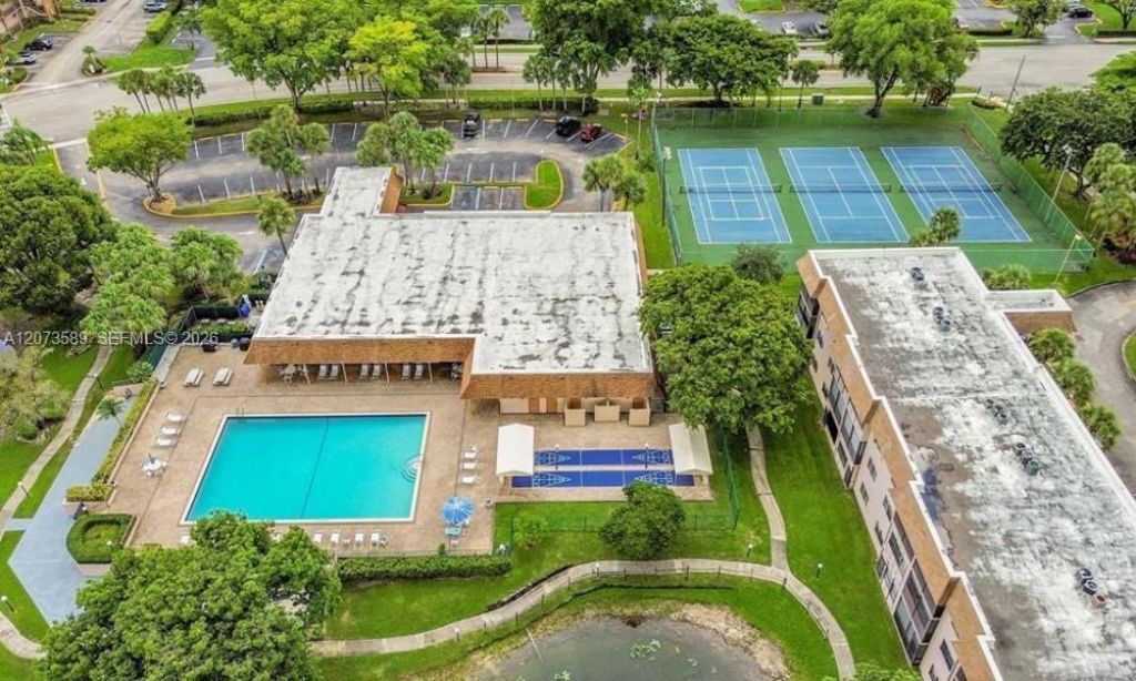 6095 N Sabal Palm Blvd , Unit 103, Tamarac, FL 33319 Photo