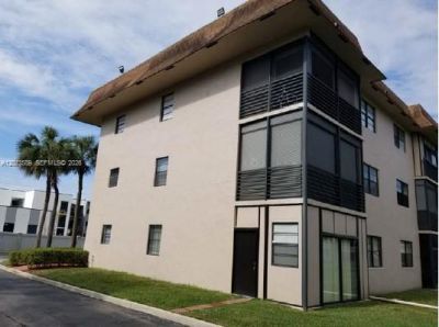 6095 N Sabal Palm Blvd , Unit 103, Tamarac, FL 33319 Photo